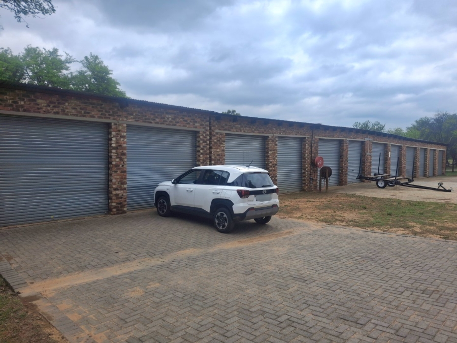 5 Bedroom Property for Sale in River Lodge Estate Free State